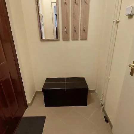 Apartment Szuerke Macska Vendegszoba * * Miskolc